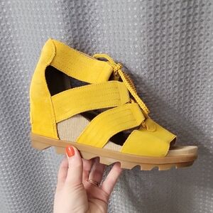 Sorel Joanie II Lace Webbing Open Toe Cut Out Wedge Heel Sandals Size 8.5